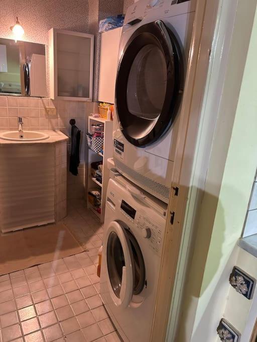 Appartamento A Casa Di Bert - Catania Bagian luar foto