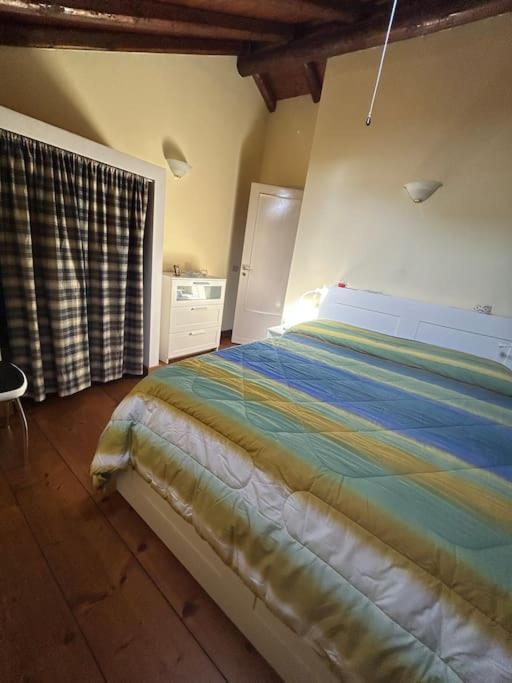 Appartamento A Casa Di Bert - Catania Bagian luar foto
