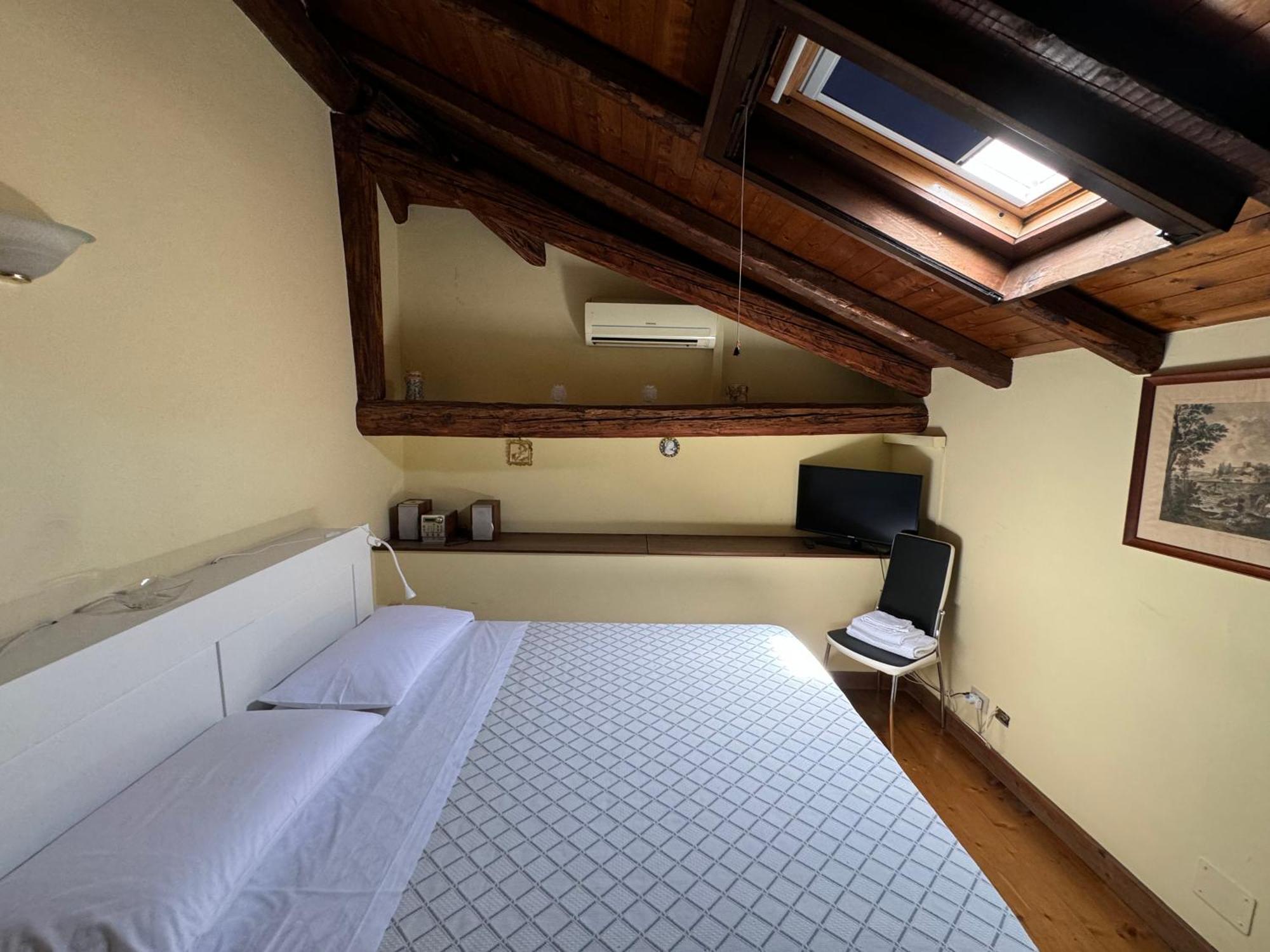 Appartamento A Casa Di Bert - Catania Bagian luar foto